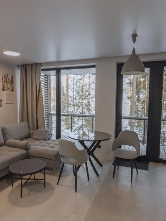 Коттедж Дом с одной спальней на 1 линии с видом на озеро — Приморск