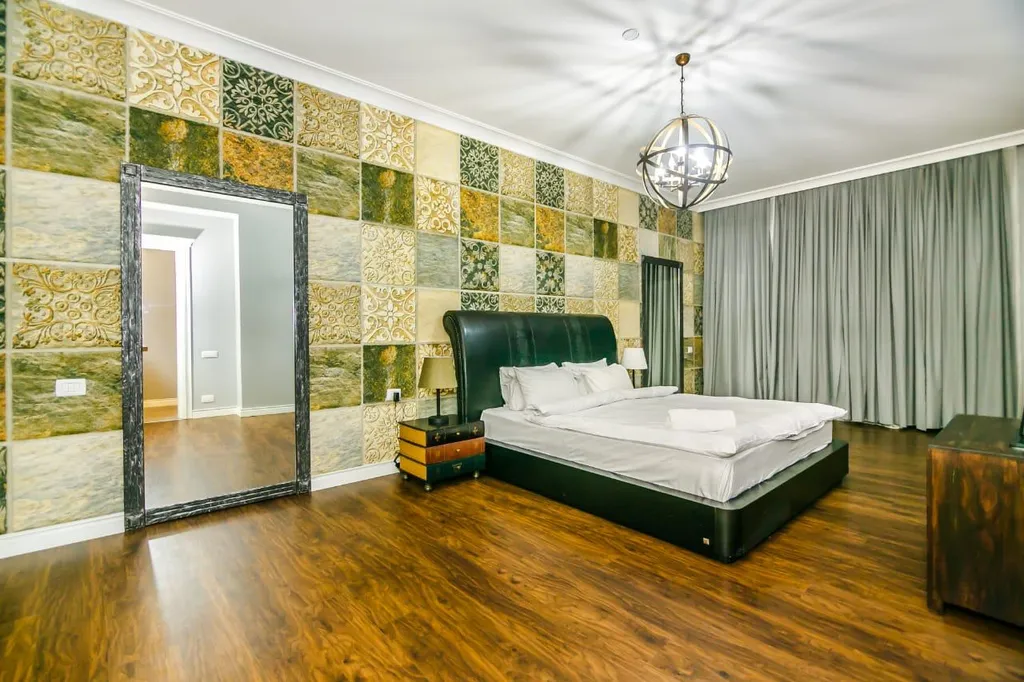 4-комнатная Квартира