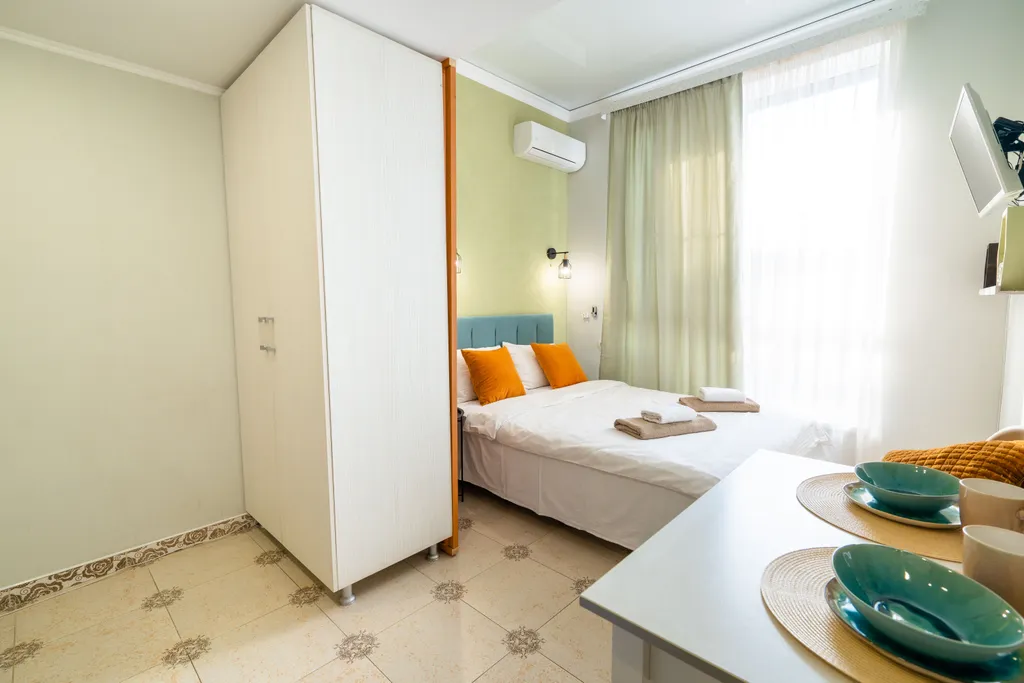 Квартира Квартира Яркая студия Летнее настроение — Сириус