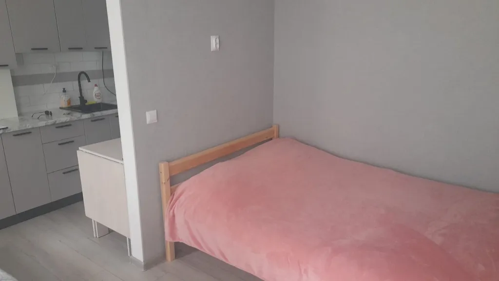 1 комнатная замечательная квартира