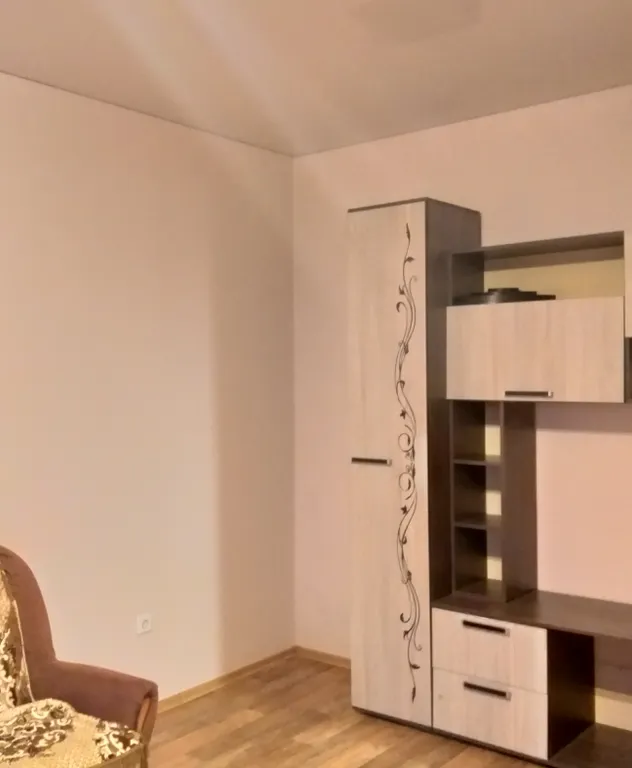 Уютная теплая 1-комнатная квартира в кирпичном доме