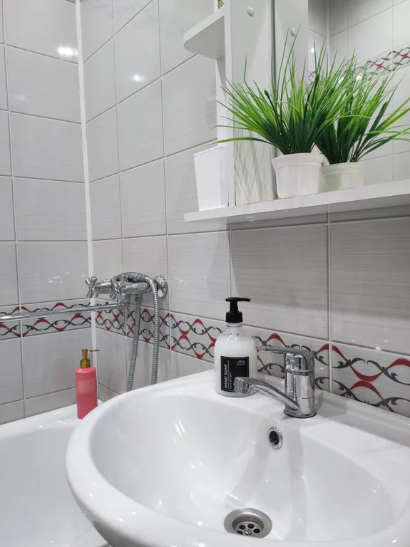 Светлая уютная квартира с кондиционером (1 остановка от академии МЧС)