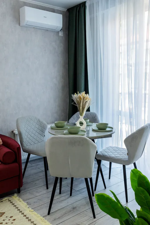 Большая красивая студия у моря в Агое – ваш уютный уголок