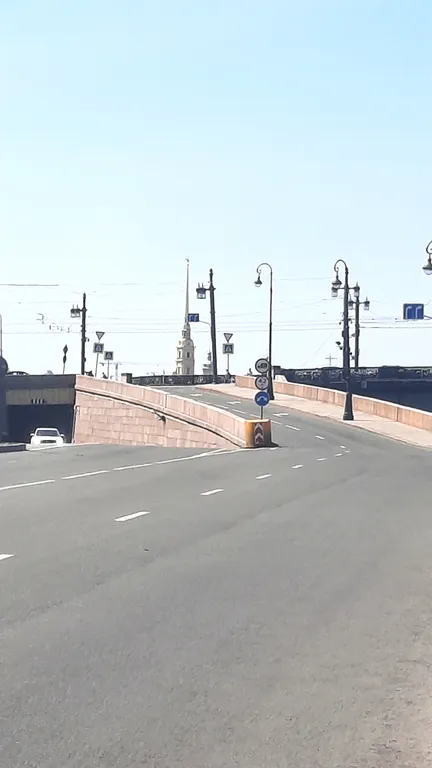 Квартира Квартира у Литейного моста с видом на Неву — Санкт-Петербург