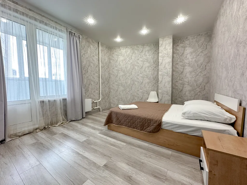 Просторная и стильная квартира у новой набережной