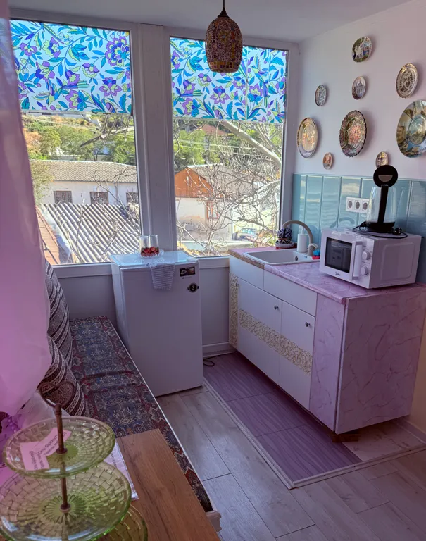 Уютная студия через забор с Ханским дворцом