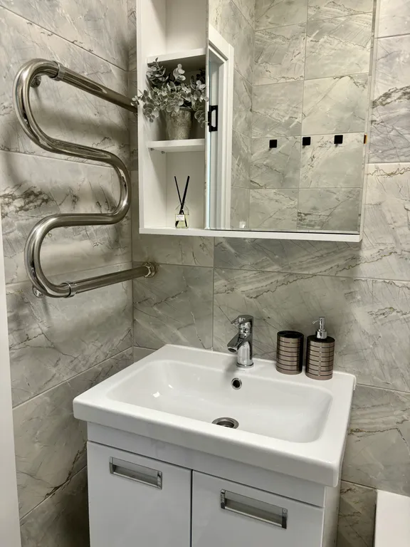 Квартира Просторна, светлая квартира с абсолютно новым ремонтом и техникой — Анапа