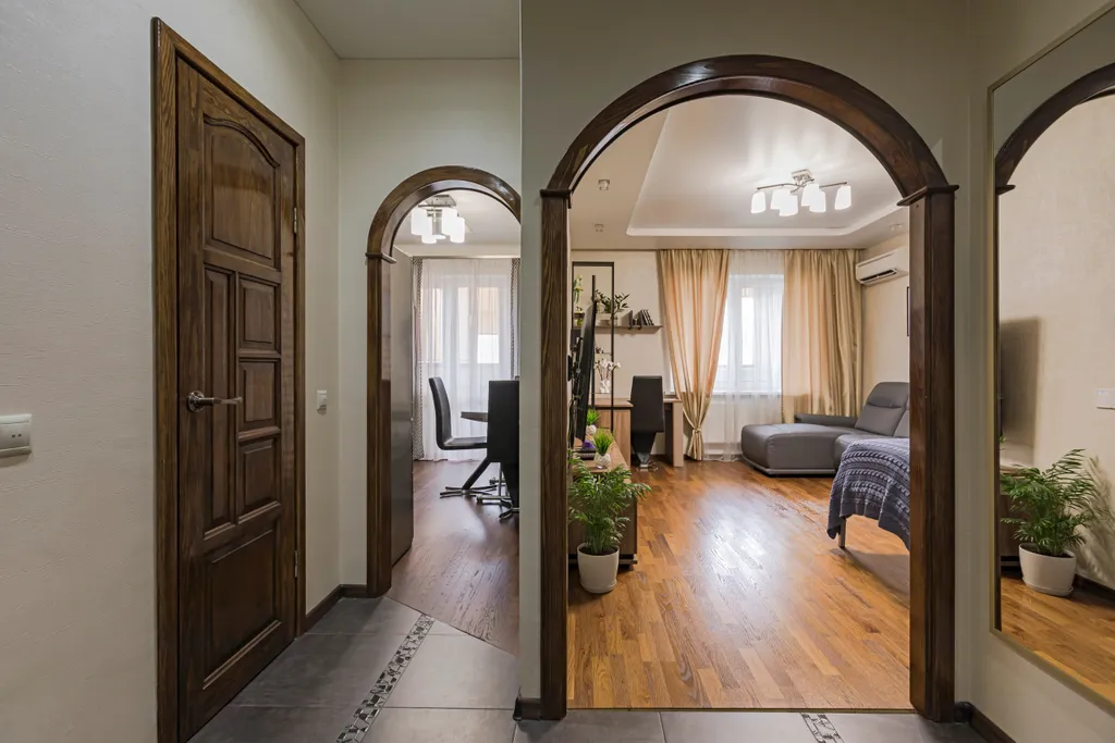 Современная уютная квартира с балконом рядом с метро и ТЦ