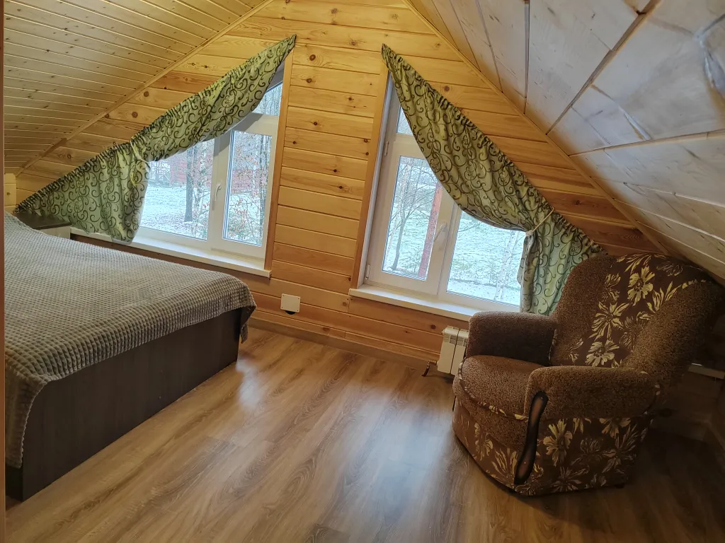 Домик у леса