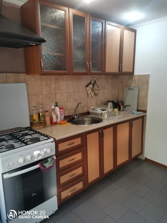 Квартира Семейный двухкомнатный номер с кухней и отдельным входом — аренда посуточно в Лоо