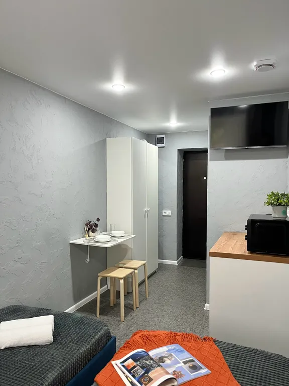 Возле краевой больницы