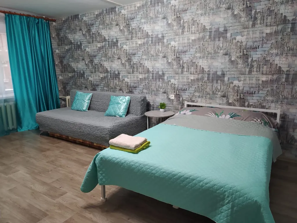 Уютная квартира в новом районе — аренда посуточно в Глазов