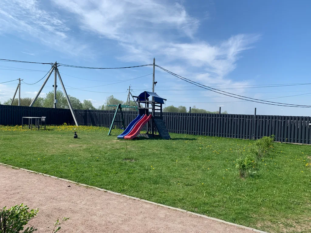 Коттедж с баней и горячей купелью