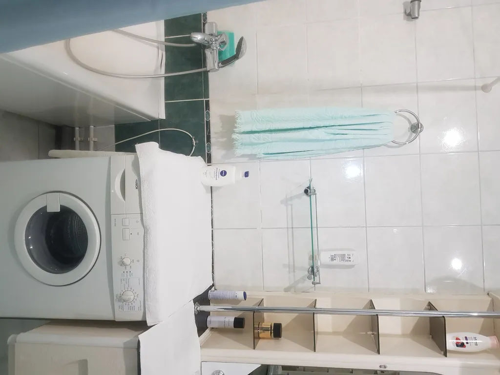 Уютная 2-комнатная квартира с хорошей локацией