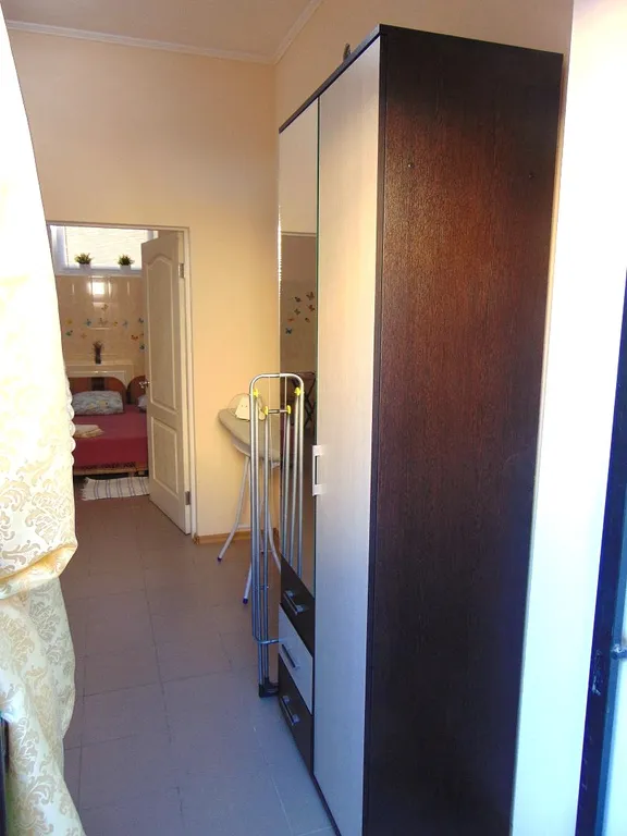 Студия Гербера – бюджетный комфорт для двоих на 1 этаже