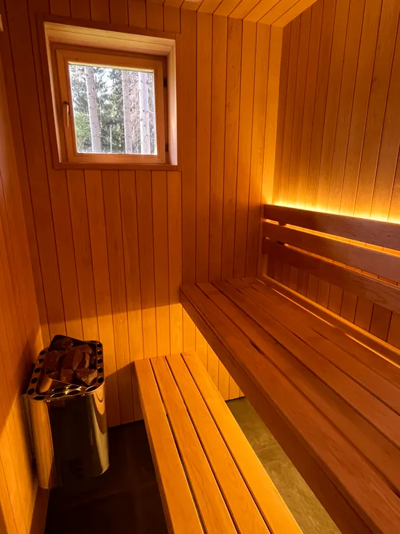 Коттедж Дом из клееного бруса с сауной — Кучерово