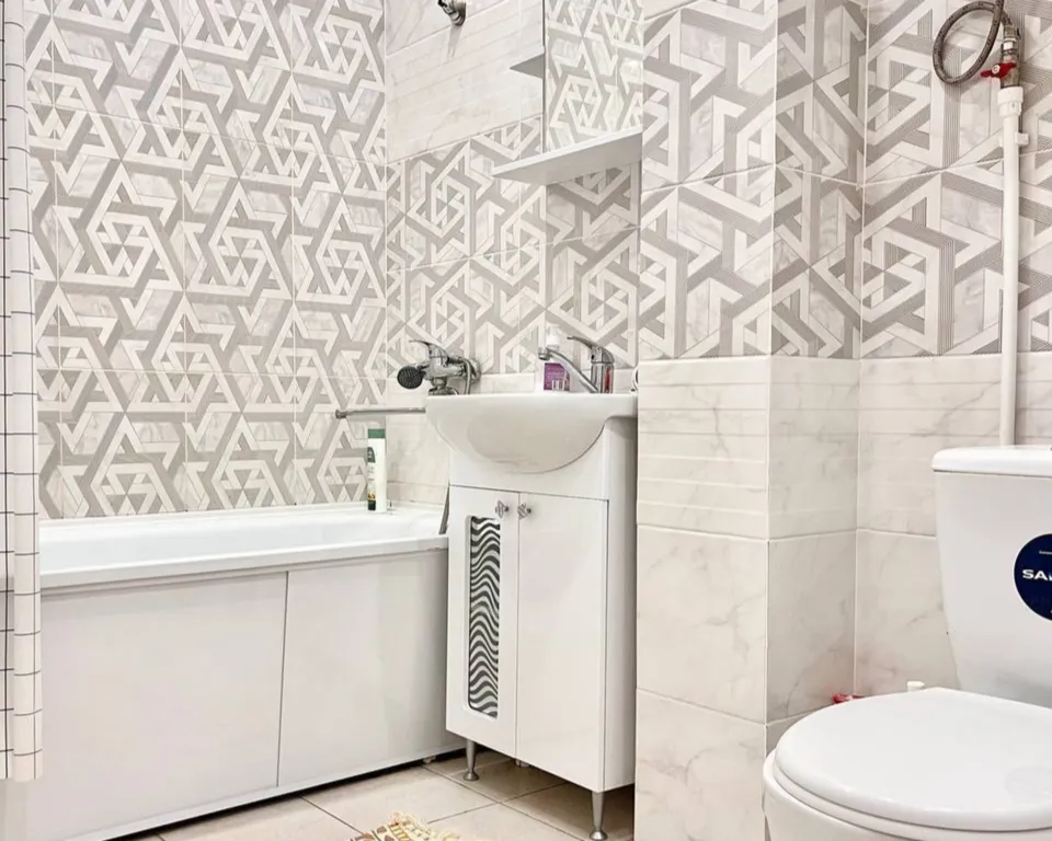 Евродвушка Апарт Гулливер с лоджией в центре