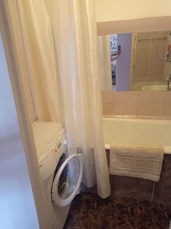 Небольшая уютная квартира в центре города с видом на Батарейную гору