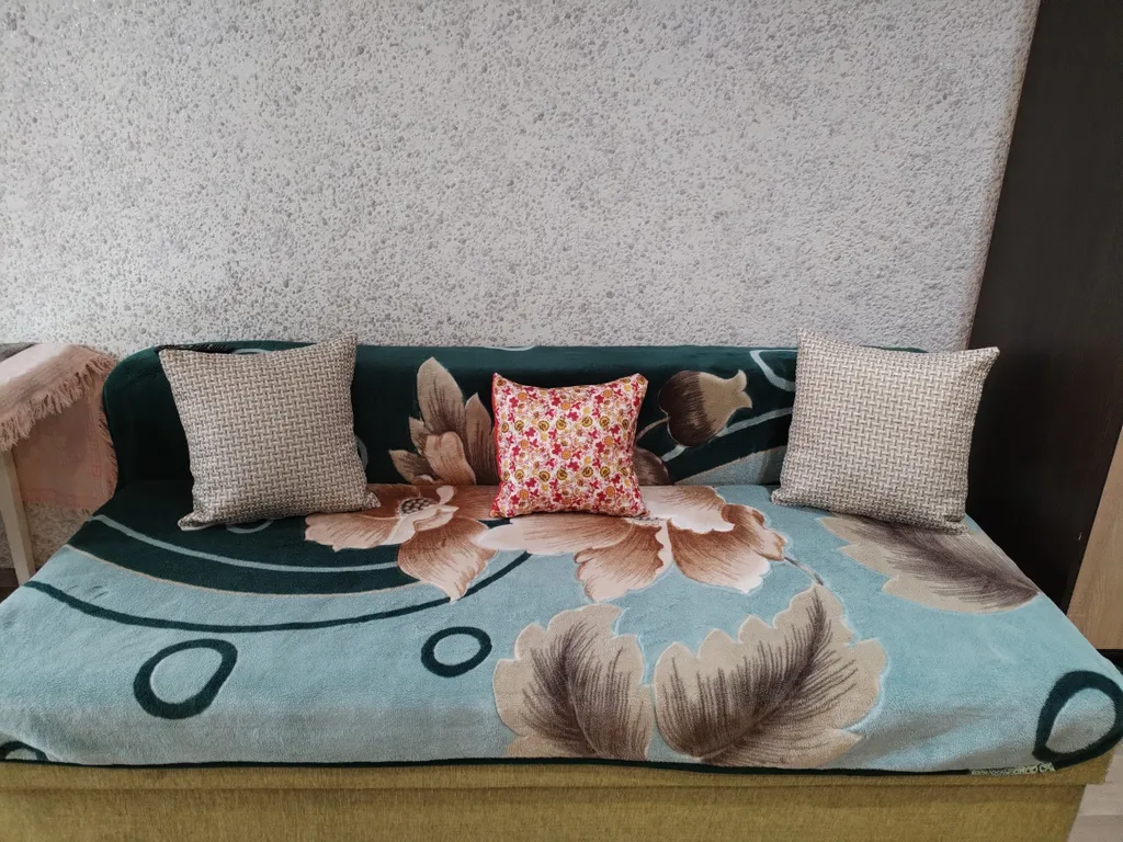 Уютная студия с двумя спальными местами в районе Ауры, жд и аэропорта