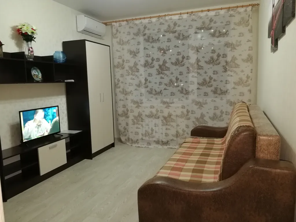 Квартира Около Дворца пионеров — аренда посуточно в Саратов