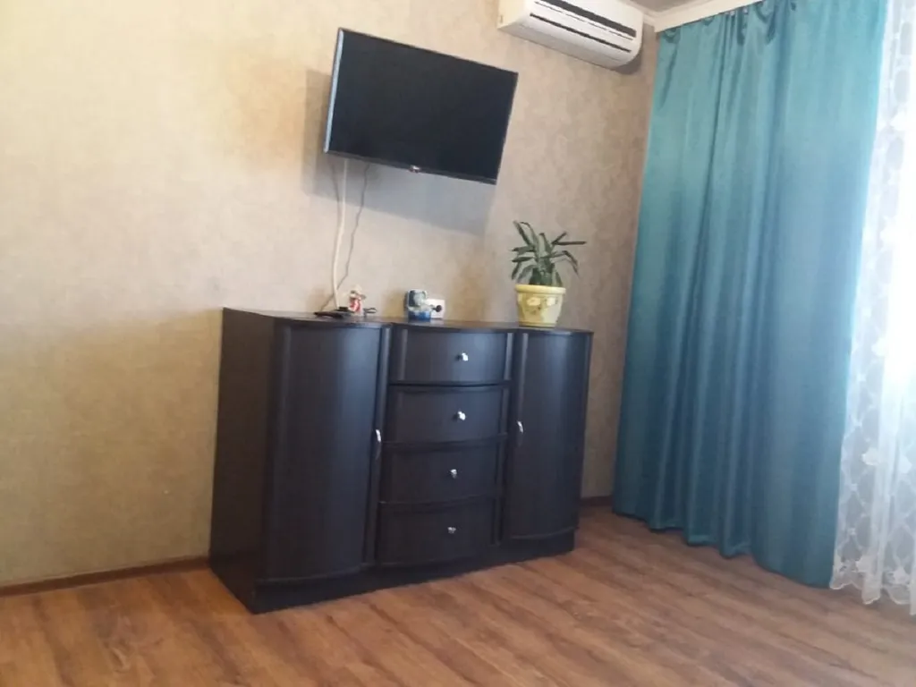 Квартира 1-комнатная Квартира — Севастополь