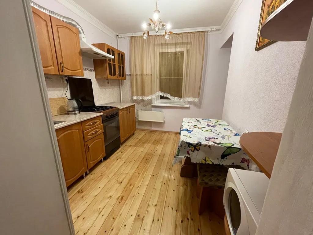 Уютная тихая квартира в центре города с видом на горы