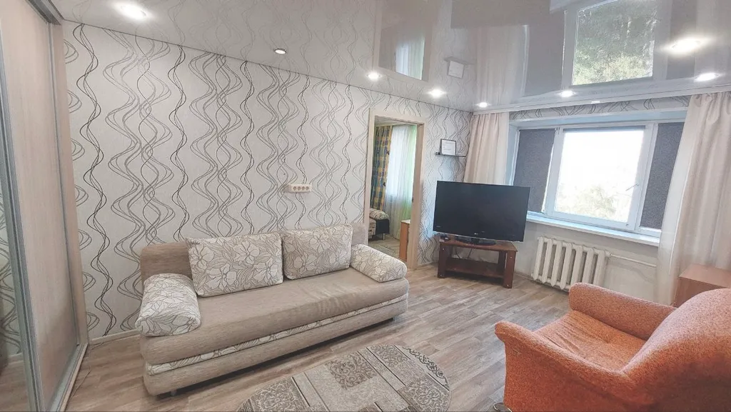 Двухкомнатная квартира на Коминтерна