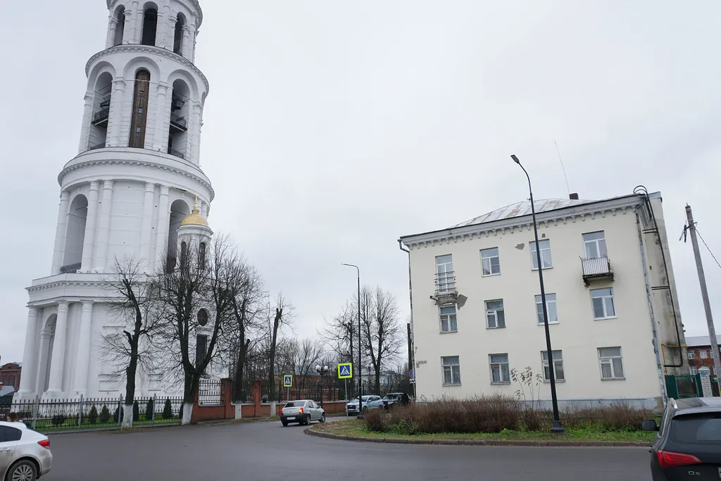 Видовая 2-х комнатная квартира в центре,- У КОЛОКОЛЬНИ!!