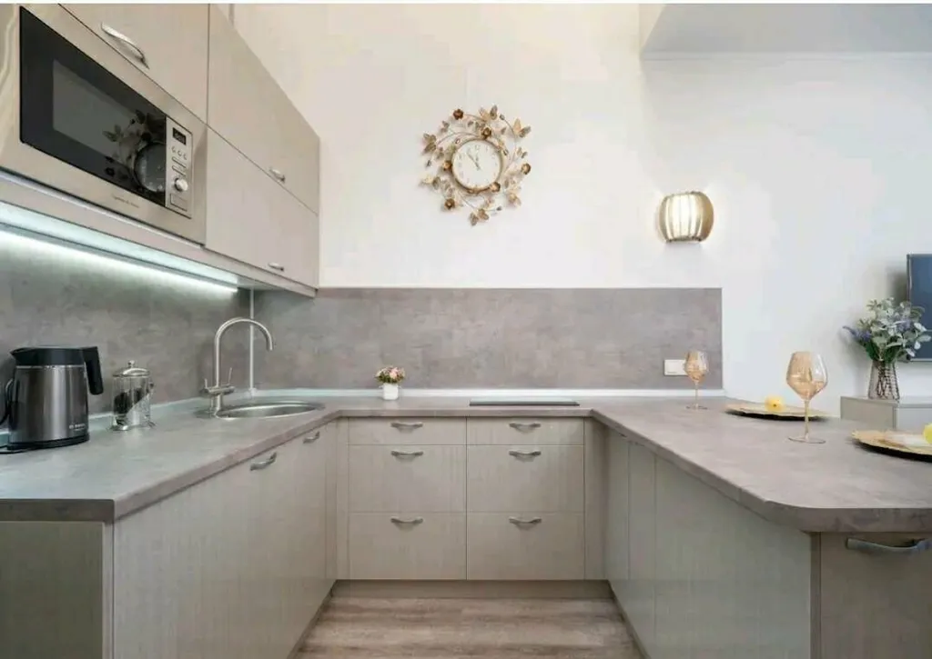 Мансардная студия люкс