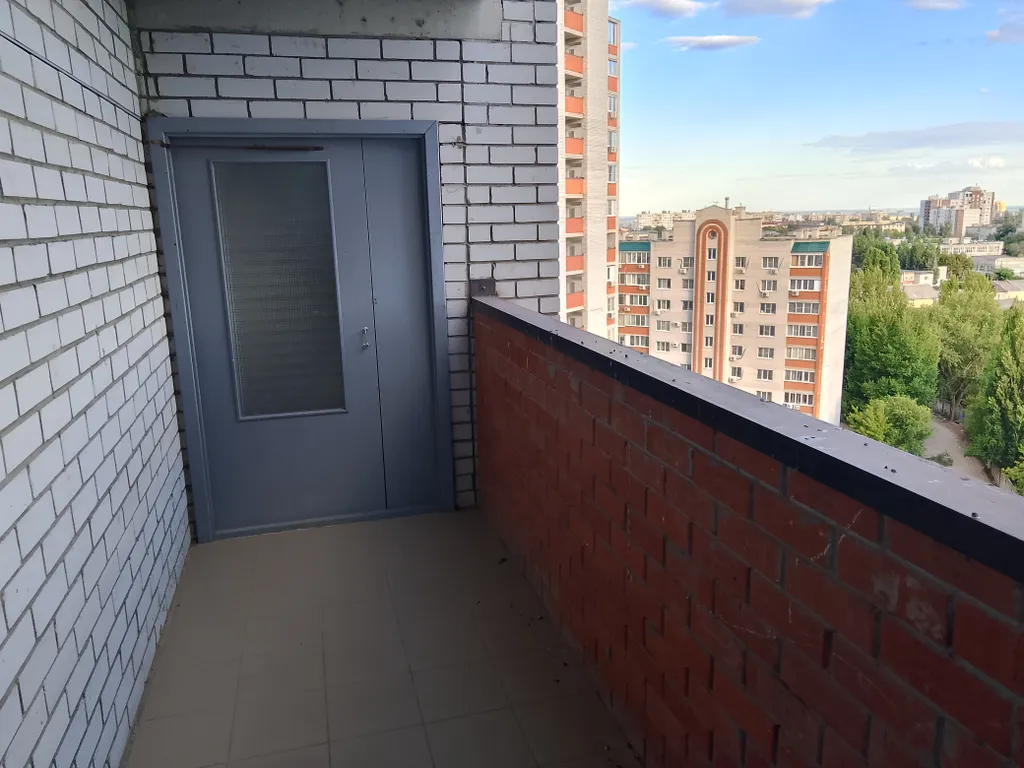 1-Комнатная Уютная, даже диванчик на кухне есть