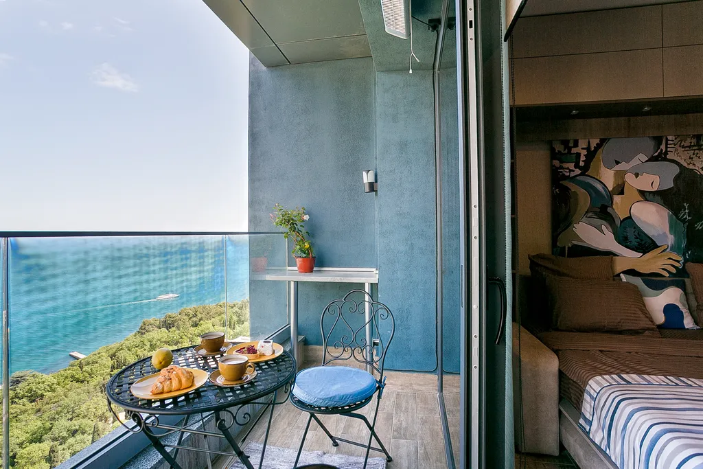 Двухкомнатный апартамент с видом на море с террасой с 2 санузлами