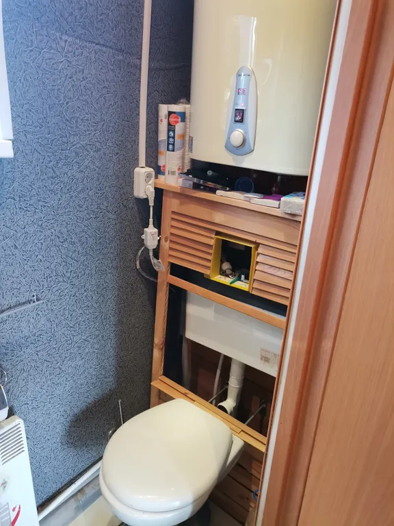 Коттедж Уютный Домик Пряник на берегу озера рядом с лесом — Сланцы