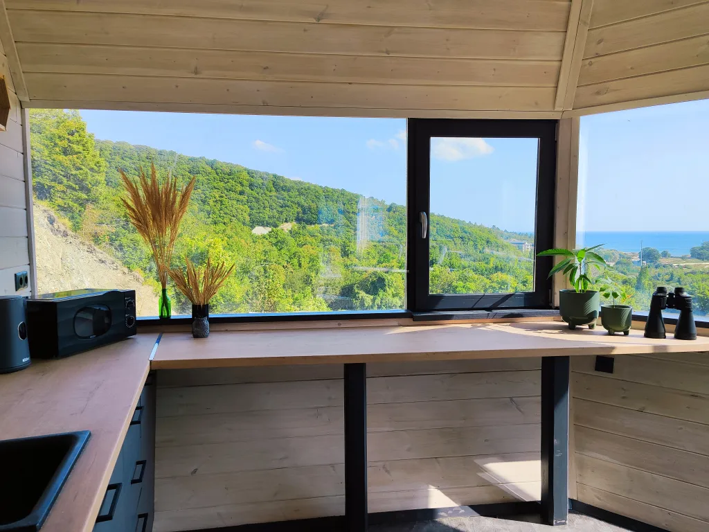 Коттедж Оригинальный дом на высоте — Бжид