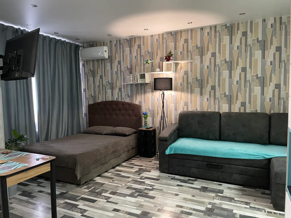 Студия с видом на Волгу