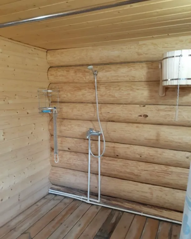 Уютный гостевой дом с баней на берегу озера