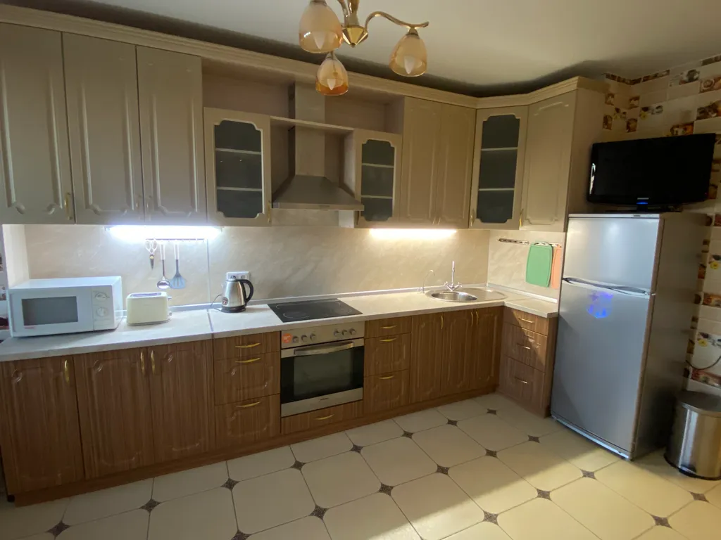 Просторная 3-комнатная квартира в центре. Новый ЖК. Установлен БОЙЛЕР.