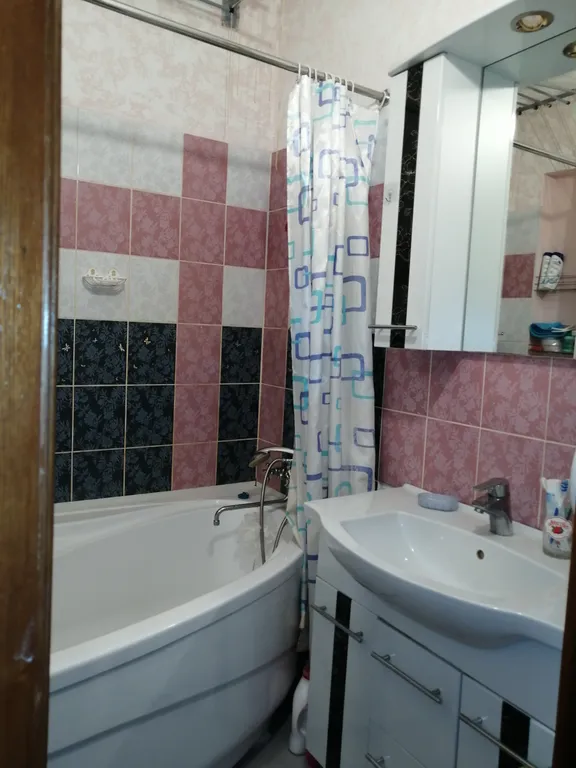 Уютная комната в трёхкомнатной квартире недалеко от метро Гражданский проспект