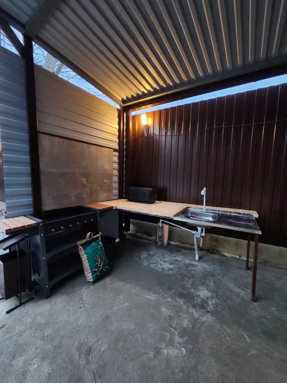 Коттедж Уютный комфортабельный гостевой дом Лада — Северская