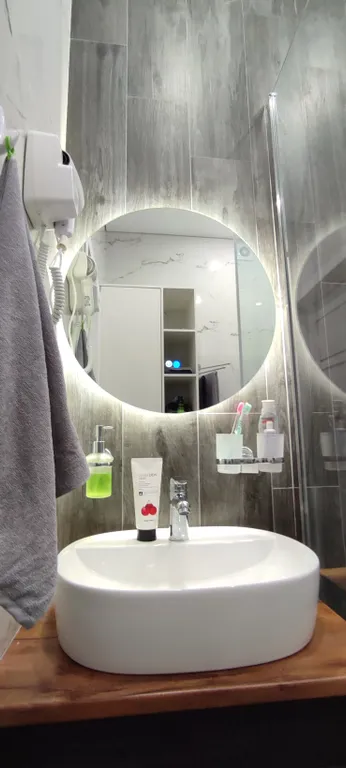 Квартира-студия у моря с видом на горы