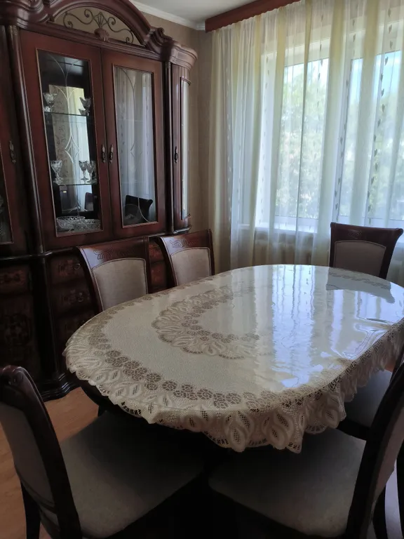 Уютная четырёхкомнатная квартира в центре города