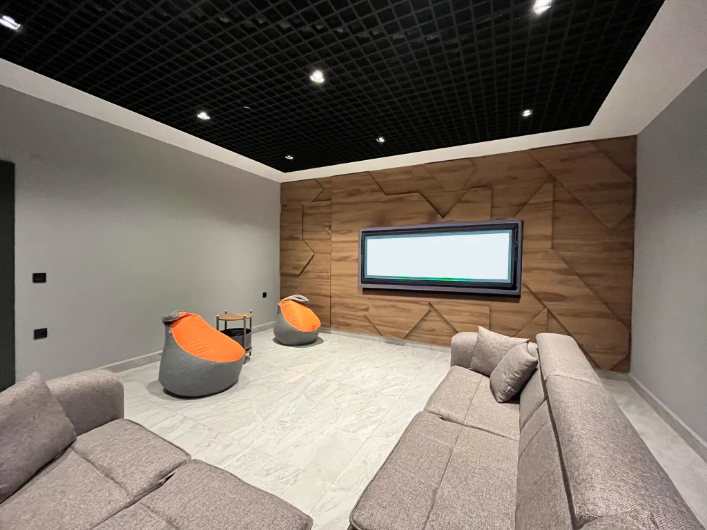 Новая квартира с видом на море