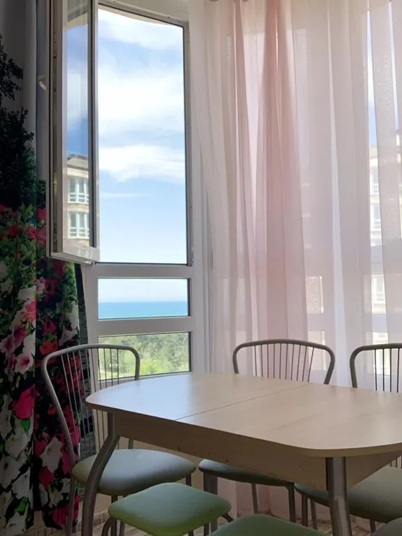 Уютная квартира с видом на Чёрное море