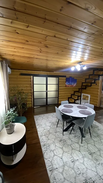 Коттедж Частный дом вблизи от центра — аренда посуточно в Смоленск