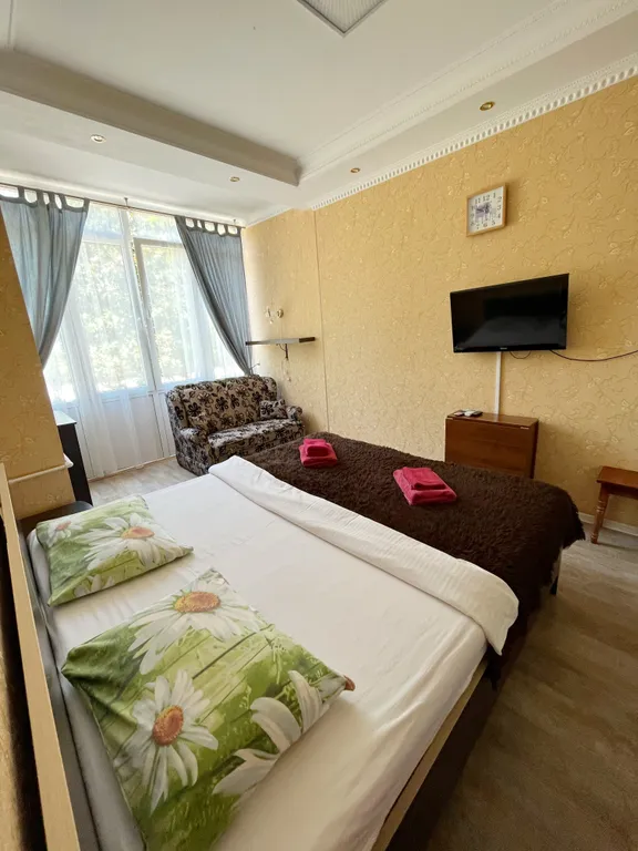 Квартира Квартира Апартамент на первом этаже рядом с морем и дендрарием — Сочи