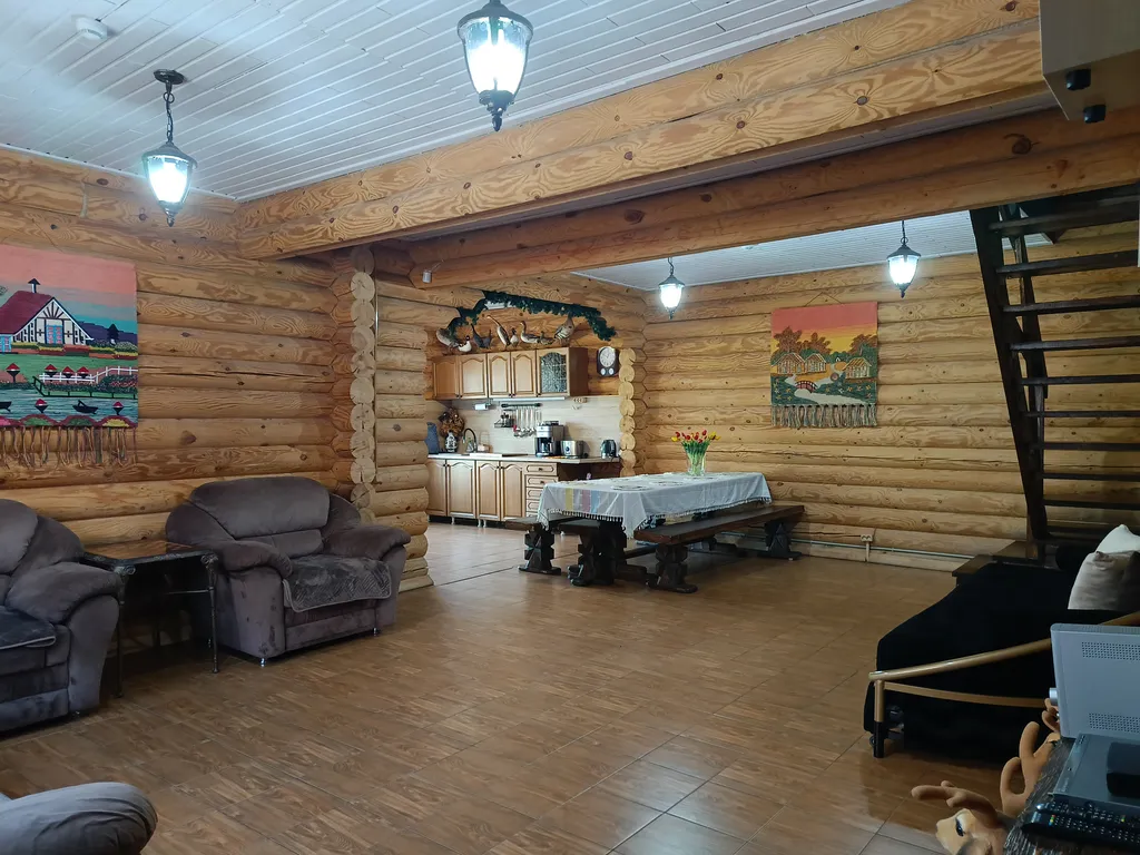 Уютный дом с бильярдом и сауной на побережье водохранилища