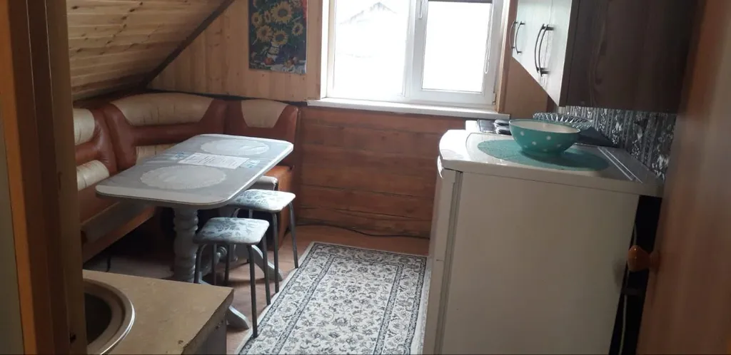 Второй этаж двухэтажного дома со всеми удобствами