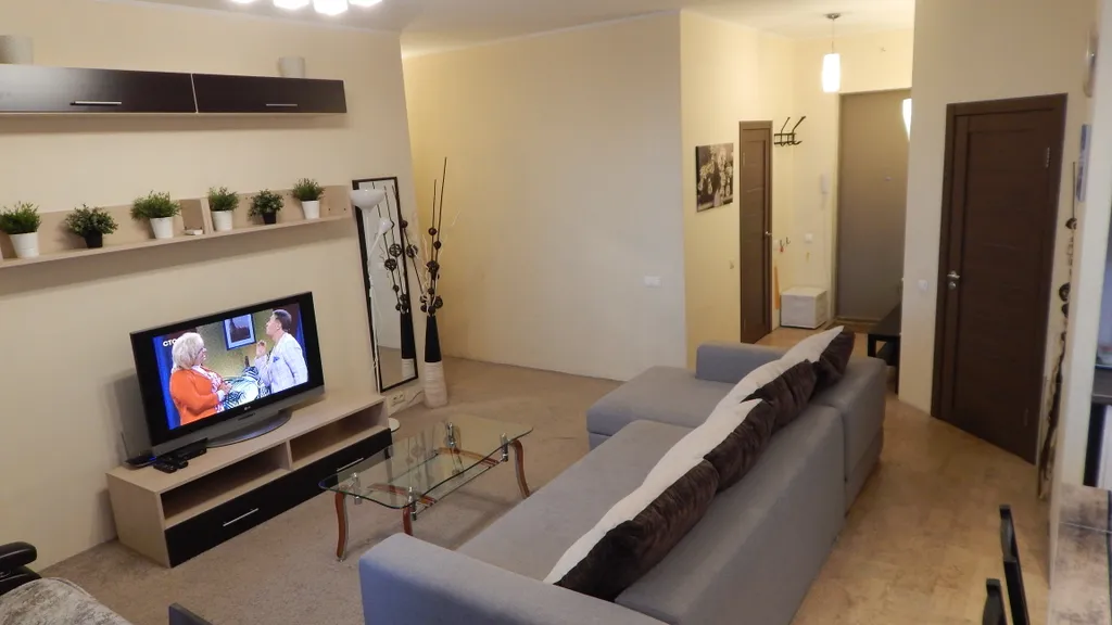 Элитная в центре, метро площадь Ленина, рядом аква-парк, зоопарк, тц аура, парк