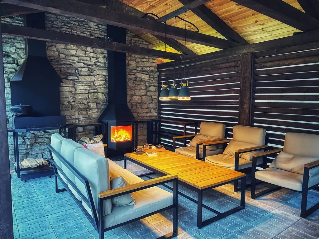 Коттедж Уютный дом на опушке леса рядом с настоящей баней — аренда посуточно в Псков