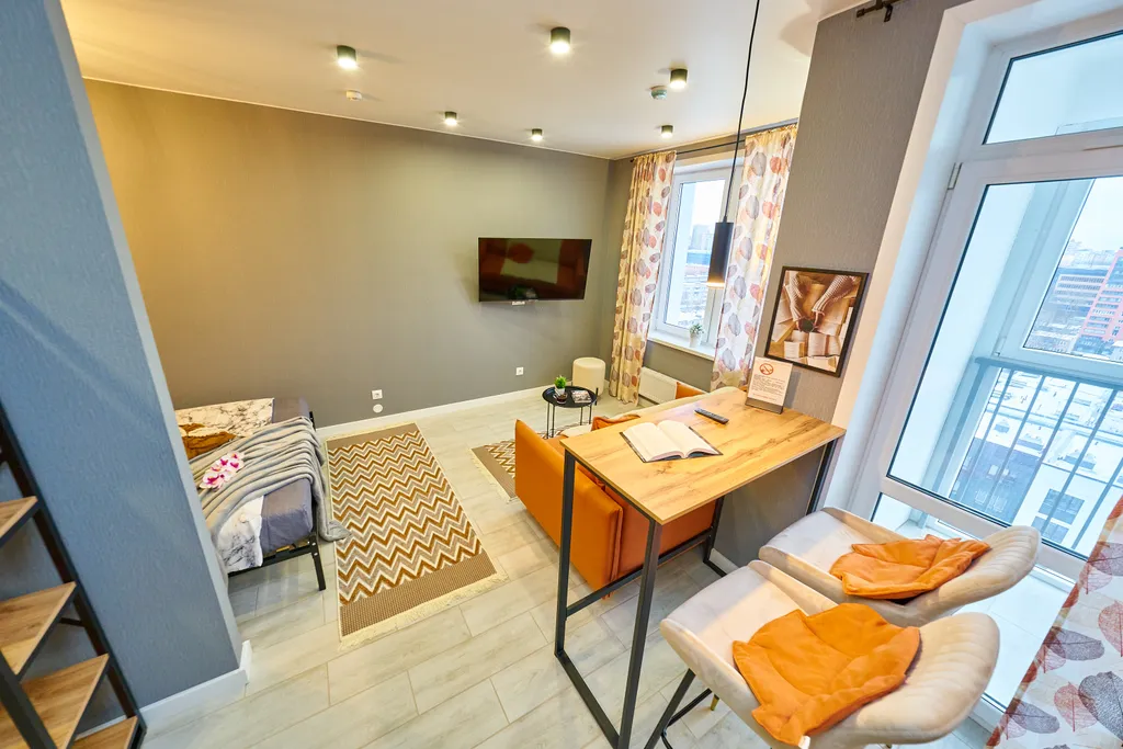 Современная студия в новом доме