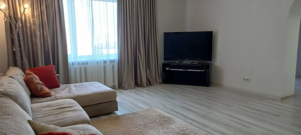 3-х комнатная квартира недалеко от набережной